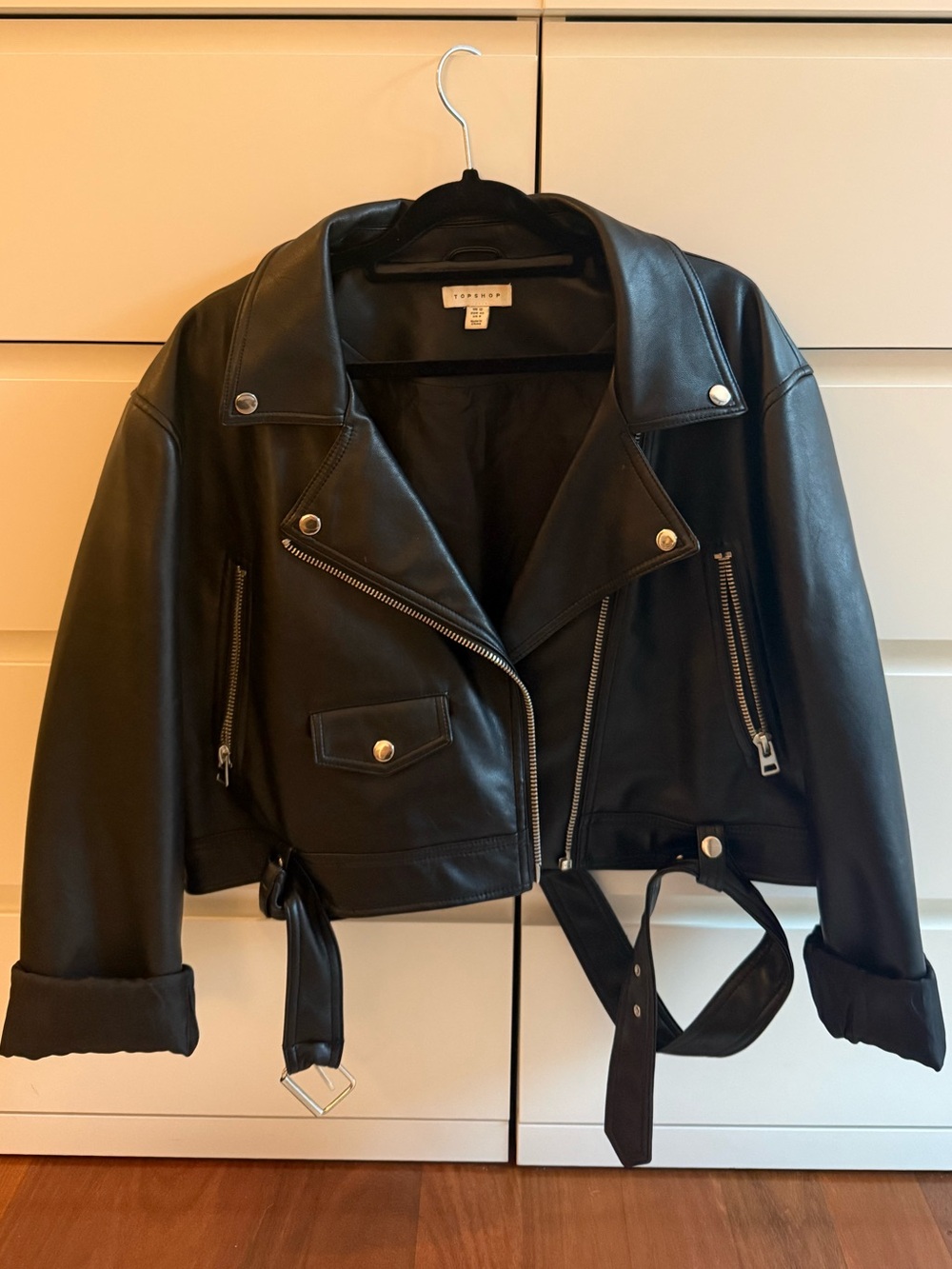 Topshop Black Faux Leather Cropped Biker Jacket - Picture 6 of 8